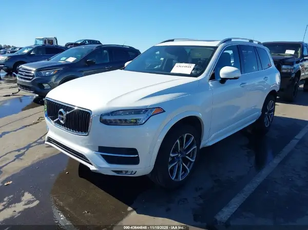 YV4102CK6J1355311 2018 VOLVO XC90 - Image 2