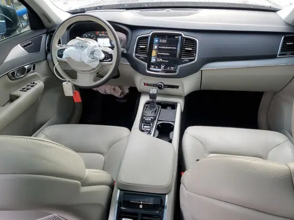 YV4102CK6M1741621 2021 VOLVO XC90 - Image 8