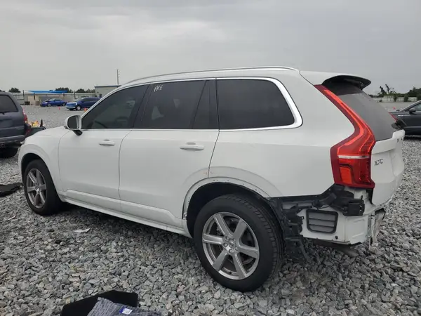 YV4102CK6N1832549 2022 VOLVO XC90 - Image 2