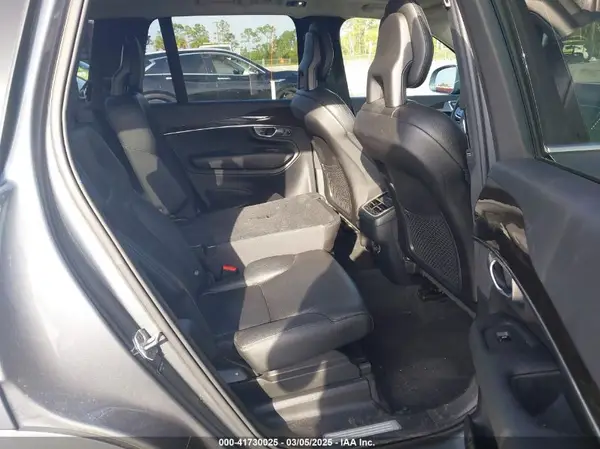 YV4102CK7J1344205 2018 VOLVO XC90 - Image 8