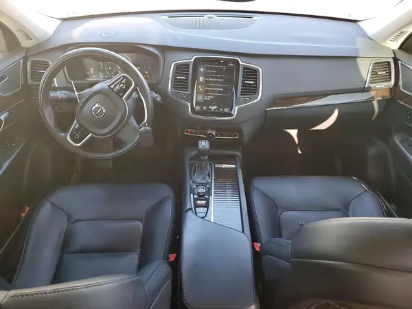 YV4102CK7K1509669 2019 VOLVO XC90 - Image 8