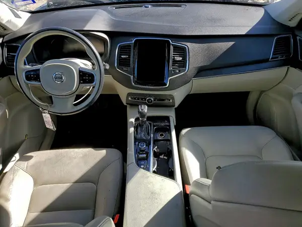 YV4102CK7L1610356 2020 VOLVO XC90 - Image 8