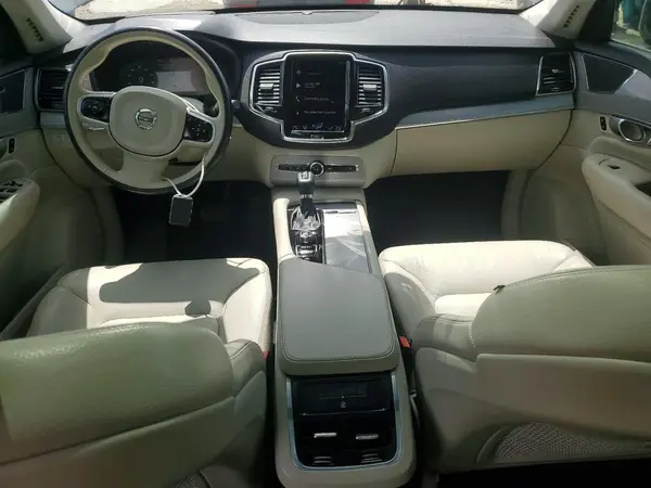 YV4102CK7M1670882 2021 VOLVO XC90 - Image 8