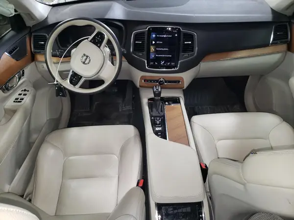 YV4102CK7M1695703 2021 VOLVO XC90 - Image 8