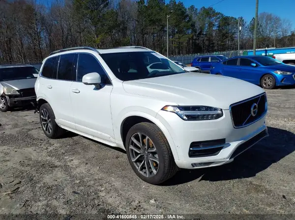 YV4102CK8J1355326 2018 VOLVO XC90 - Image 1