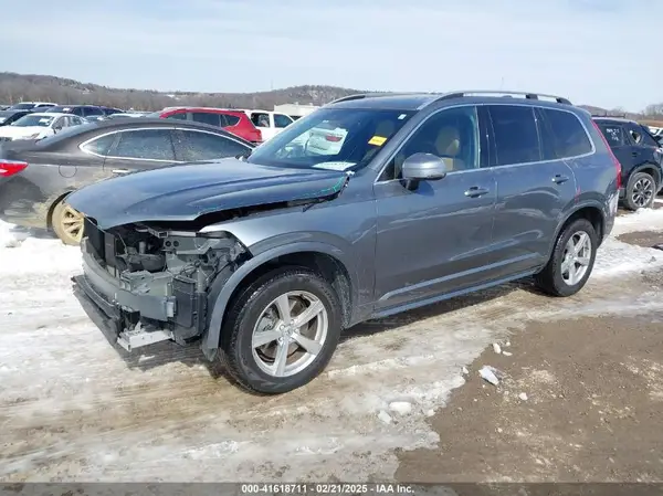 YV4102CK9J1342777 2018 VOLVO XC90 - Image 2