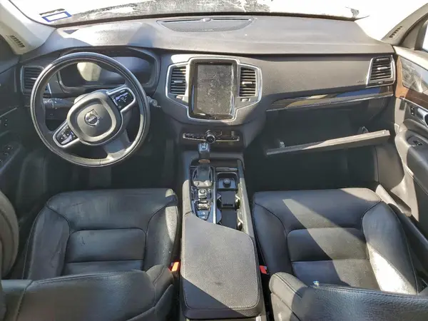 YV4102CK9K1425062 2019 VOLVO XC90 - Image 8