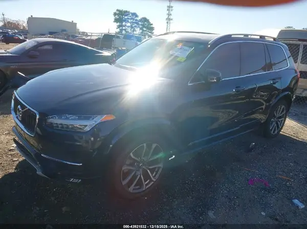 YV4102CK9K1447658 2019 VOLVO XC90 - Image 2