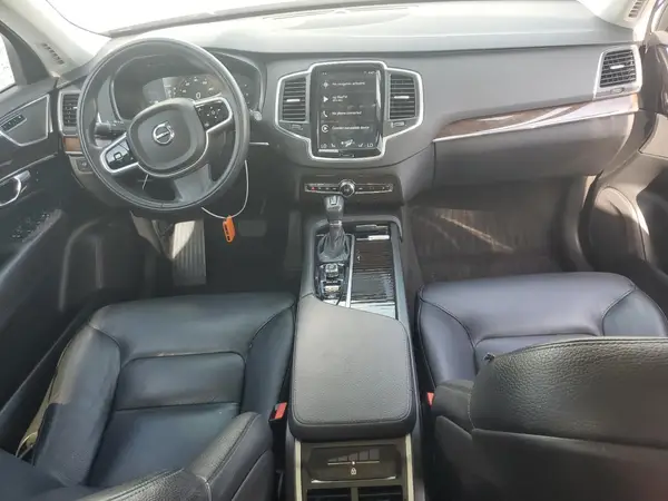 YV4102CK9K1452407 2019 VOLVO XC90 - Image 8