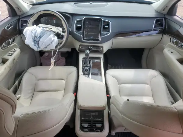 YV4102CK9K1507955 2019 VOLVO XC90 - Image 8