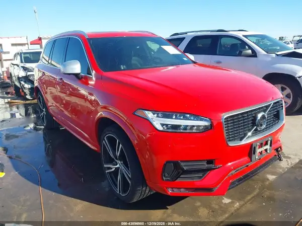YV4102CM1K1470952 2019 VOLVO XC90 - Image 1