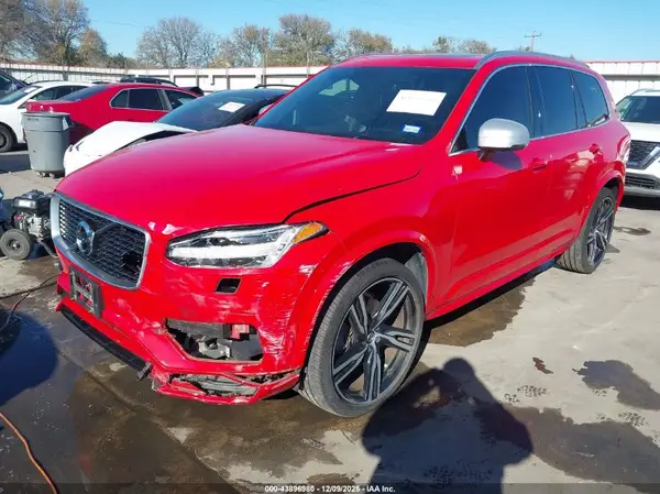 YV4102CM1K1470952 2019 VOLVO XC90 - Image 2