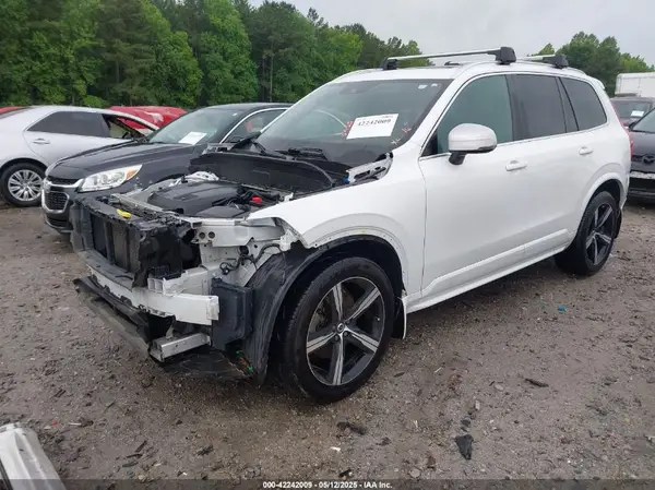 YV4102CM5K1492534 2019 VOLVO XC90 - Image 2