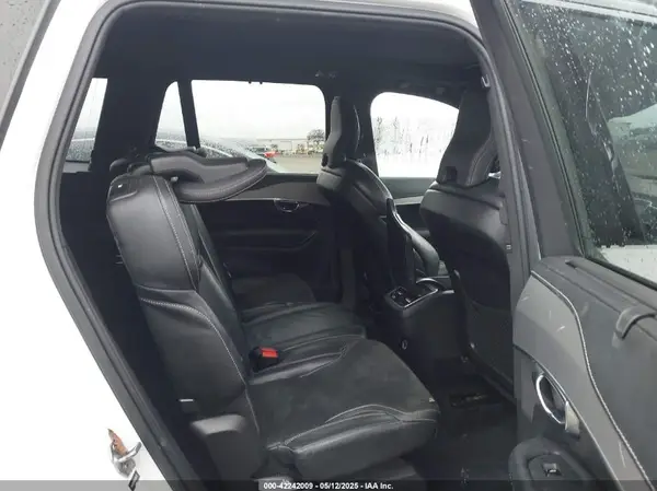 YV4102CM5K1492534 2019 VOLVO XC90 - Image 8