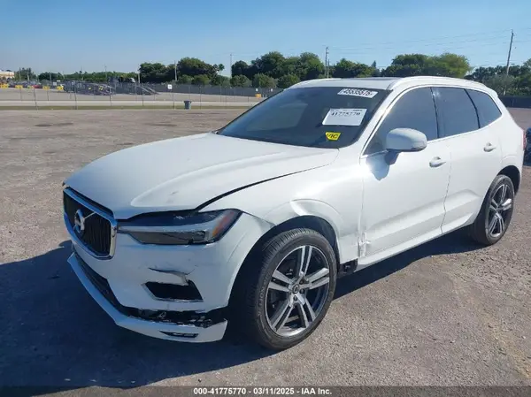 YV4102DK0M1783376 2021 VOLVO XC60 - Image 2