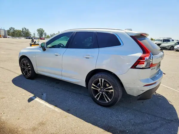 YV4102DK0M1850140 2021 VOLVO XC60 - Image 2