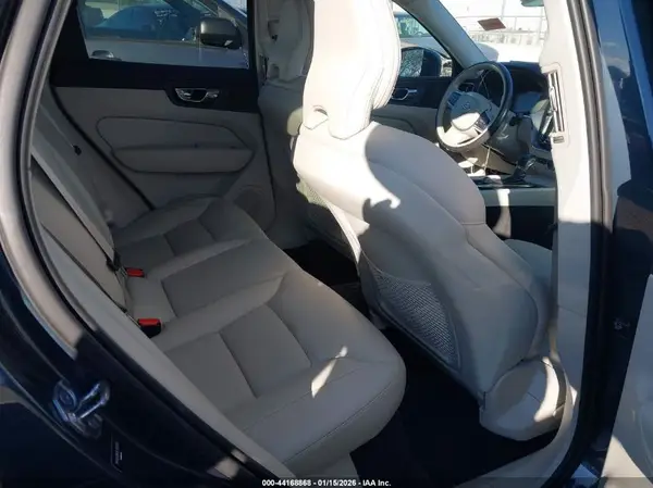 YV4102DK1L1541128 2020 VOLVO XC60 - Image 8