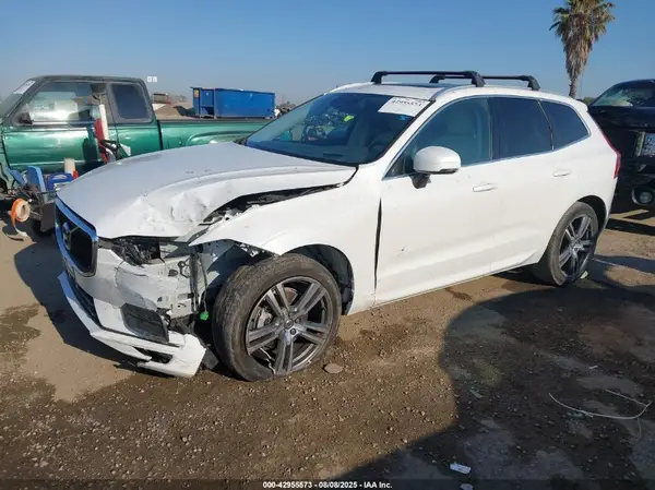 YV4102DK1M1798761 2021 VOLVO XC60 - Image 2
