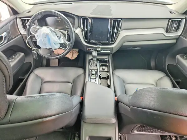 YV4102DK3L1602205 2020 VOLVO XC60 - Image 8