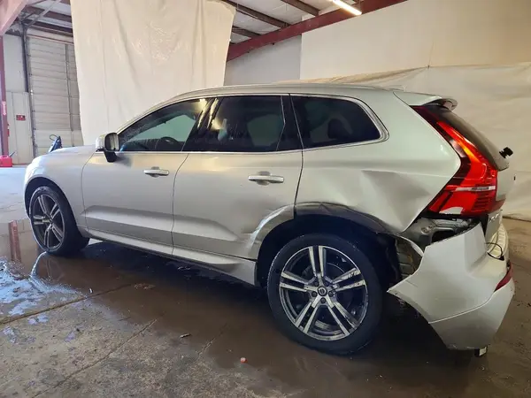 YV4102DK3M1822154 2021 VOLVO XC60 - Image 2