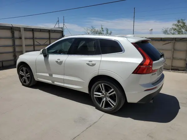 YV4102DK3M1835745 2021 VOLVO XC60 - Image 2
