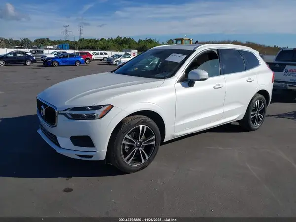 YV4102DK5L1602268 2020 VOLVO XC60 - Image 2