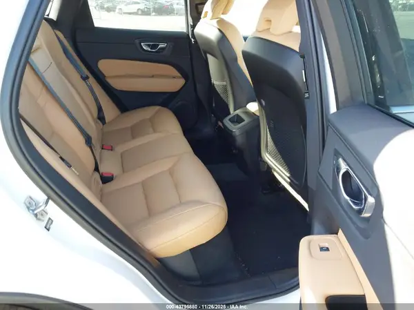 YV4102DK5L1602268 2020 VOLVO XC60 - Image 8