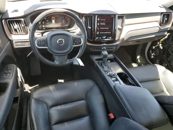YV4102DK5M1753385 2021 VOLVO XC60 - Image 8