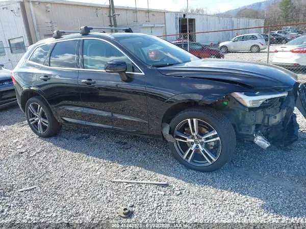 YV4102DK5M1787827 2021 VOLVO XC60 - Image 1