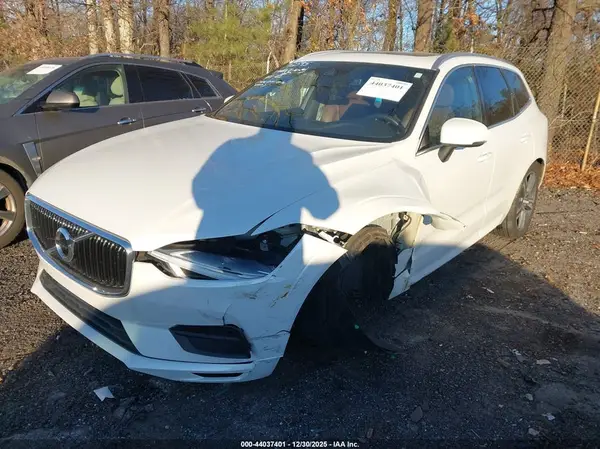 YV4102DK6L1489477 2020 VOLVO XC60 - Image 2