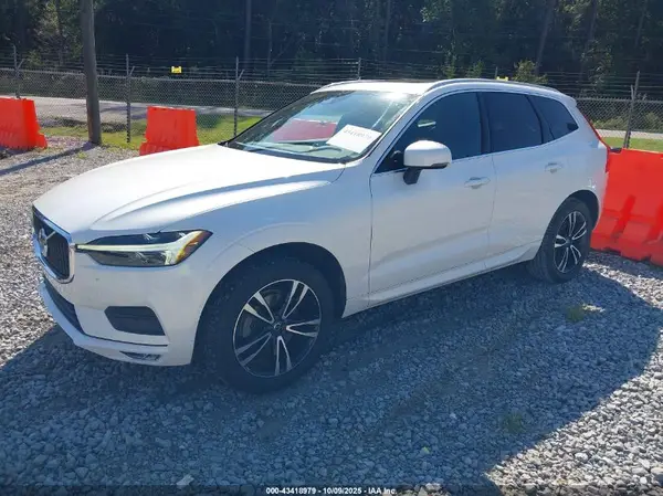 YV4102DK6M1826232 2021 VOLVO XC60 - Image 2