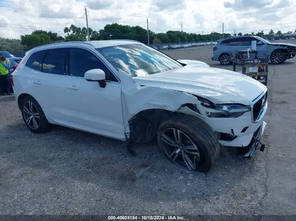 YV4102DK6M1826828 2021 VOLVO XC60 - Image 1