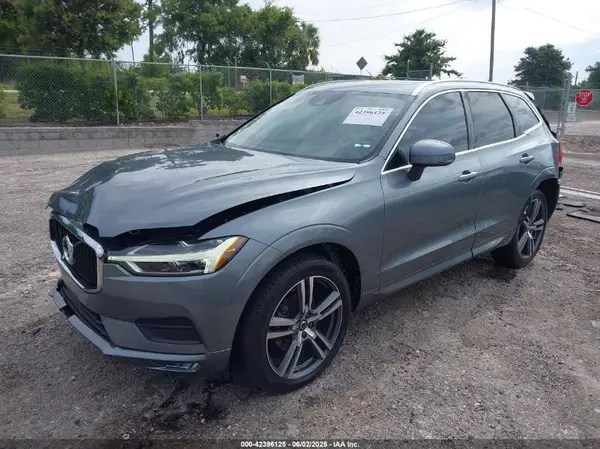 YV4102DK8M1726892 2021 VOLVO XC60 - Image 2