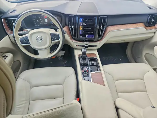 YV4102DK9M1798426 2021 VOLVO XC60 - Image 8