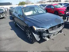 YV4102DL0L1411009 2020 VOLVO XC60