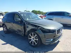 YV4102DL0L1579510 2020 VOLVO XC60