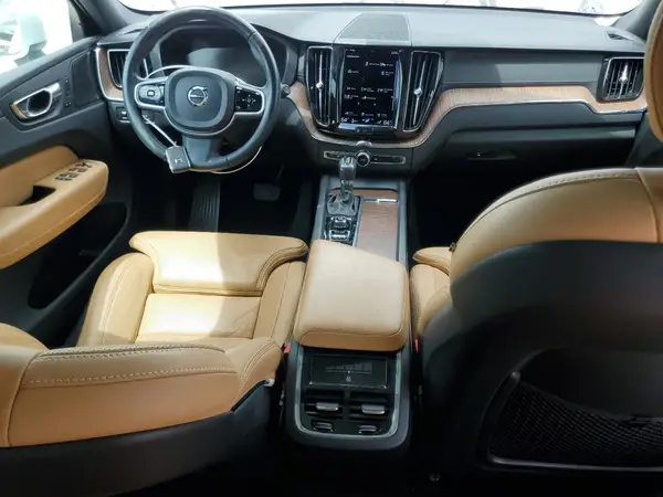 YV4102DL2M1744264 2021 VOLVO XC60 - Image 8