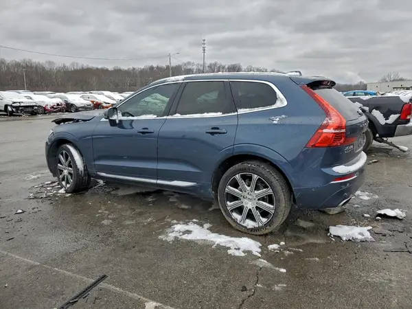 YV4102DL2M1765227 2021 VOLVO XC60 - Image 2