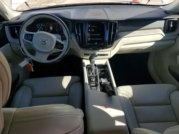 YV4102DL2M1809310 2021 VOLVO XC60 - Image 8