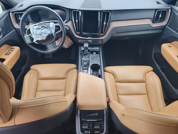 YV4102DL2M1849919 2021 VOLVO XC60 - Image 8