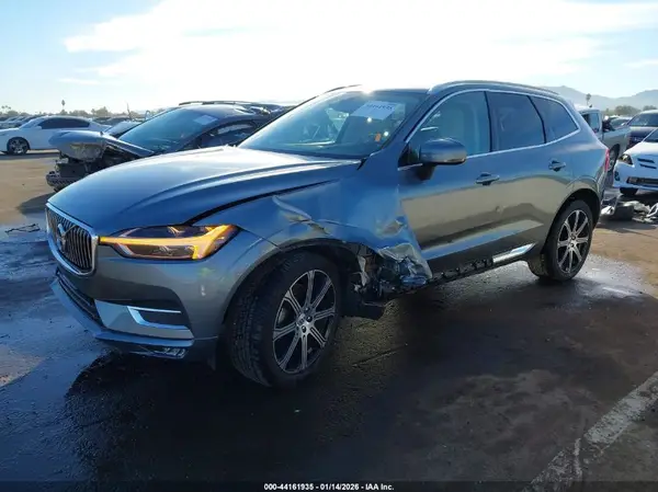 YV4102DL3M1710155 2021 VOLVO XC60 - Image 2