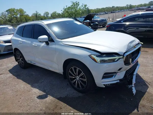 YV4102DL4L1527054 2020 VOLVO XC60 - Image 1