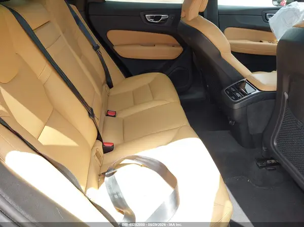 YV4102DL4L1534862 2020 VOLVO XC60 - Image 8
