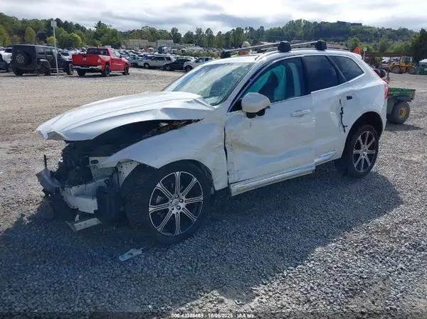 YV4102DL4M1860713 2021 VOLVO XC60 - Image 2
