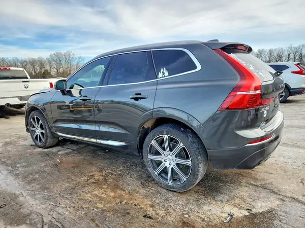 YV4102DL5L1590440 2020 VOLVO XC60 - Image 2