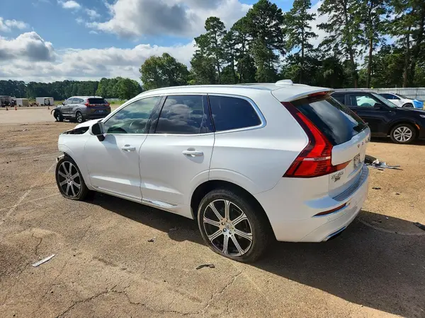 YV4102DL5M1886205 2021 VOLVO XC60 - Image 2