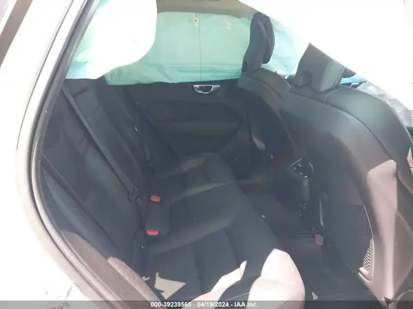 YV4102DL6L1500180 2020 VOLVO XC60 - Image 8
