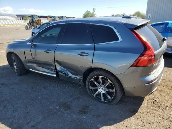 YV4102DL7L1432357 2020 VOLVO XC60 - Image 2