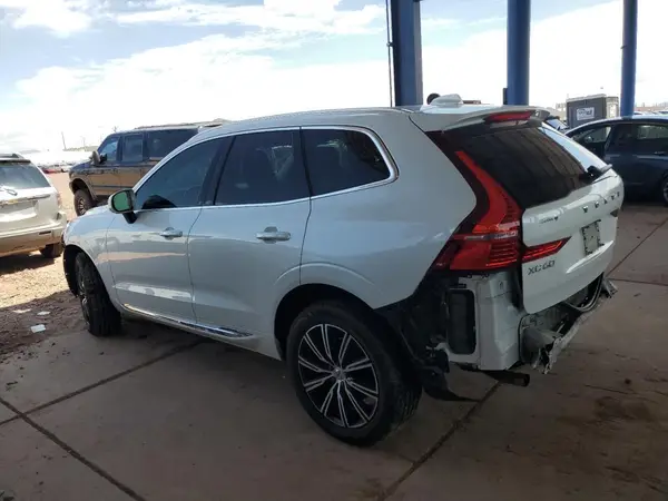 YV4102DL7M1862519 2021 VOLVO XC60 - Image 2