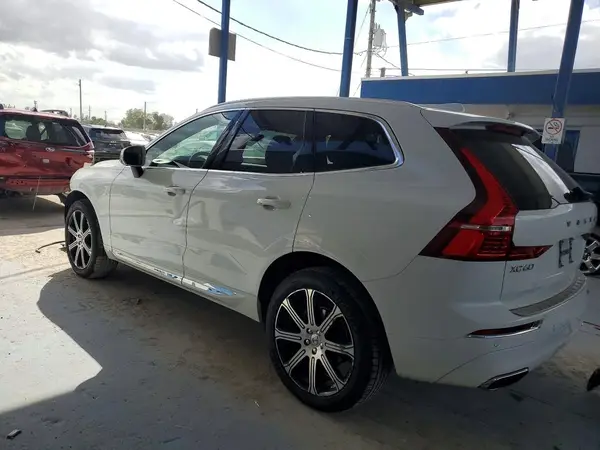 YV4102DL8M1699296 2021 VOLVO XC60 - Image 2